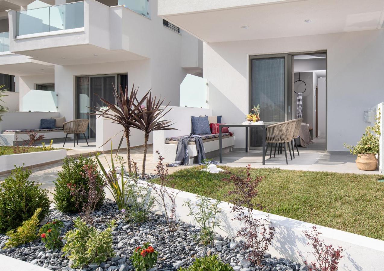 Ferienwohnung Twins Yard Nikiti  Exterior foto