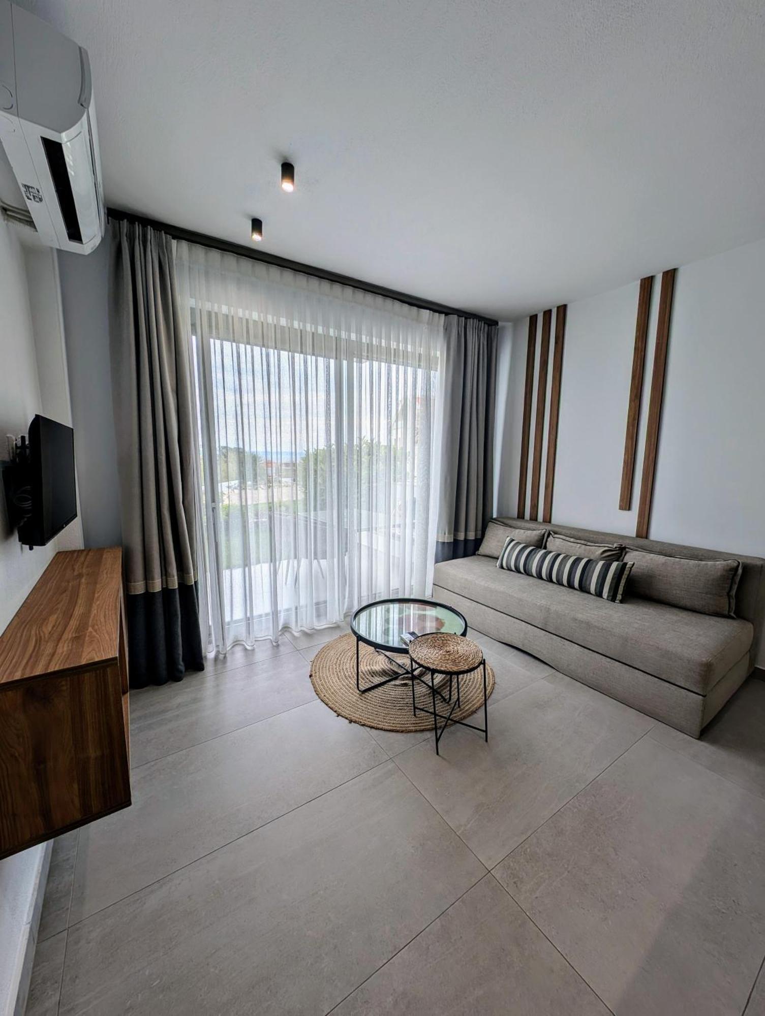 Ferienwohnung Twins Yard Nikiti  Exterior foto
